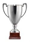 Pokal Coppa Sportiva. Gravyr ingår